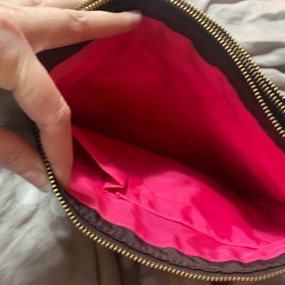 Kipling Brown Shoulder Bag with Black and Gold Details - Picture 3 of 4